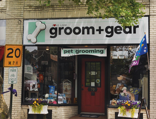 Groom+Gear on Love Lane in Mattituck offers a variety of pet accessories and food in addition to grooming. (Credit: Cyndi Murray)