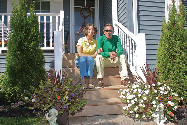 Betty and Dave Pfeiffer moved to Glenwoods Oaks when they decided it was time to downsize from a large home in Hampton Bays in December 2013. (Credit: Barbaraellen Koch)