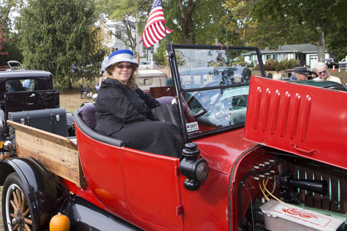 KATHARINE SCHROEDER PHOTO | Patty Horton of Manorville in her 1923 Ford Model T.