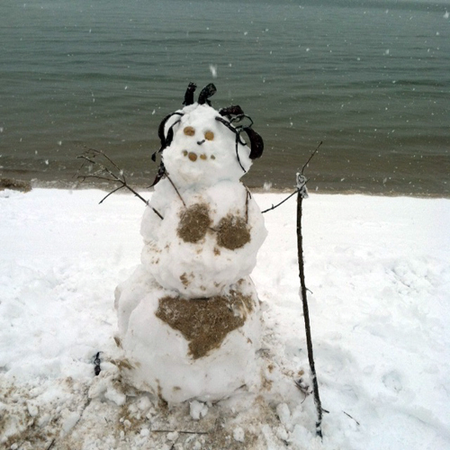 A beach snow woman created by Sophie, Victoria, and Anastasia Stapon. (Sophie Stapon courtesy photo)