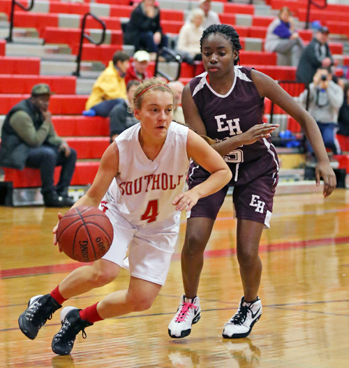 Madison Tabor of Southold/Greenport drives toward the basket against East Hampton Saturday afternoon. (Credit: Daniel De Mato)