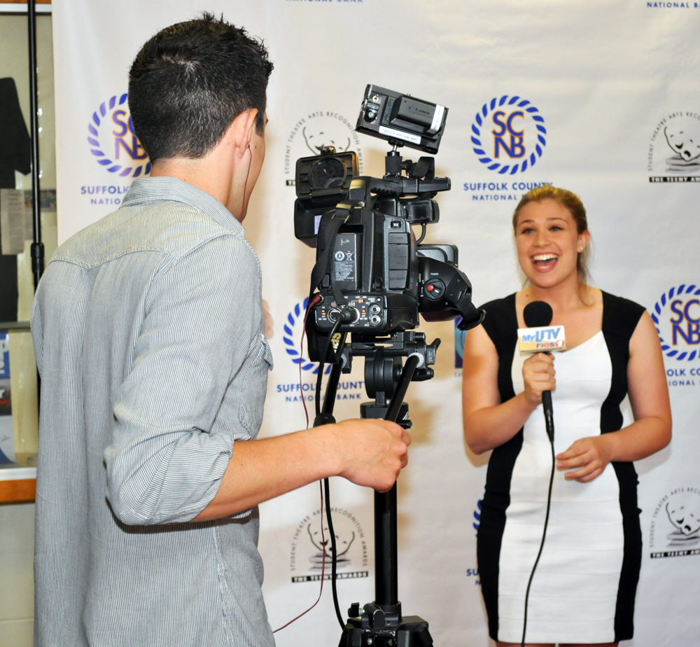 Nicole Cavaliere of MyLITV hosted the red carpet ceremony. (Credit: Grant Parpan)