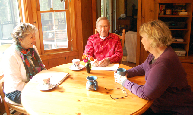 discuss the future of North Fork Chorale with Lois Ross, right, last week.