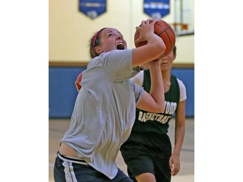 Katie Tuthill, who sat out last season after suffering a concussion, played her first basketball game since February of 2014 on Monday evening. (Credit: Daniel De Mato)