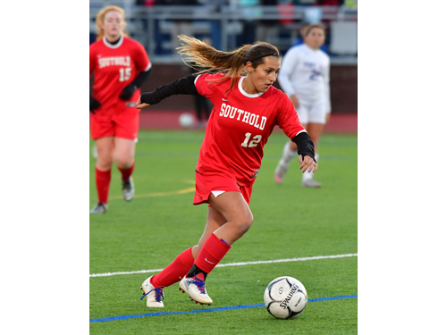 Southold:Greenport soccer player Lucie Showalter 102816