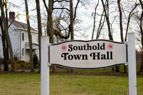 Southold_Town_Hall_Sign41