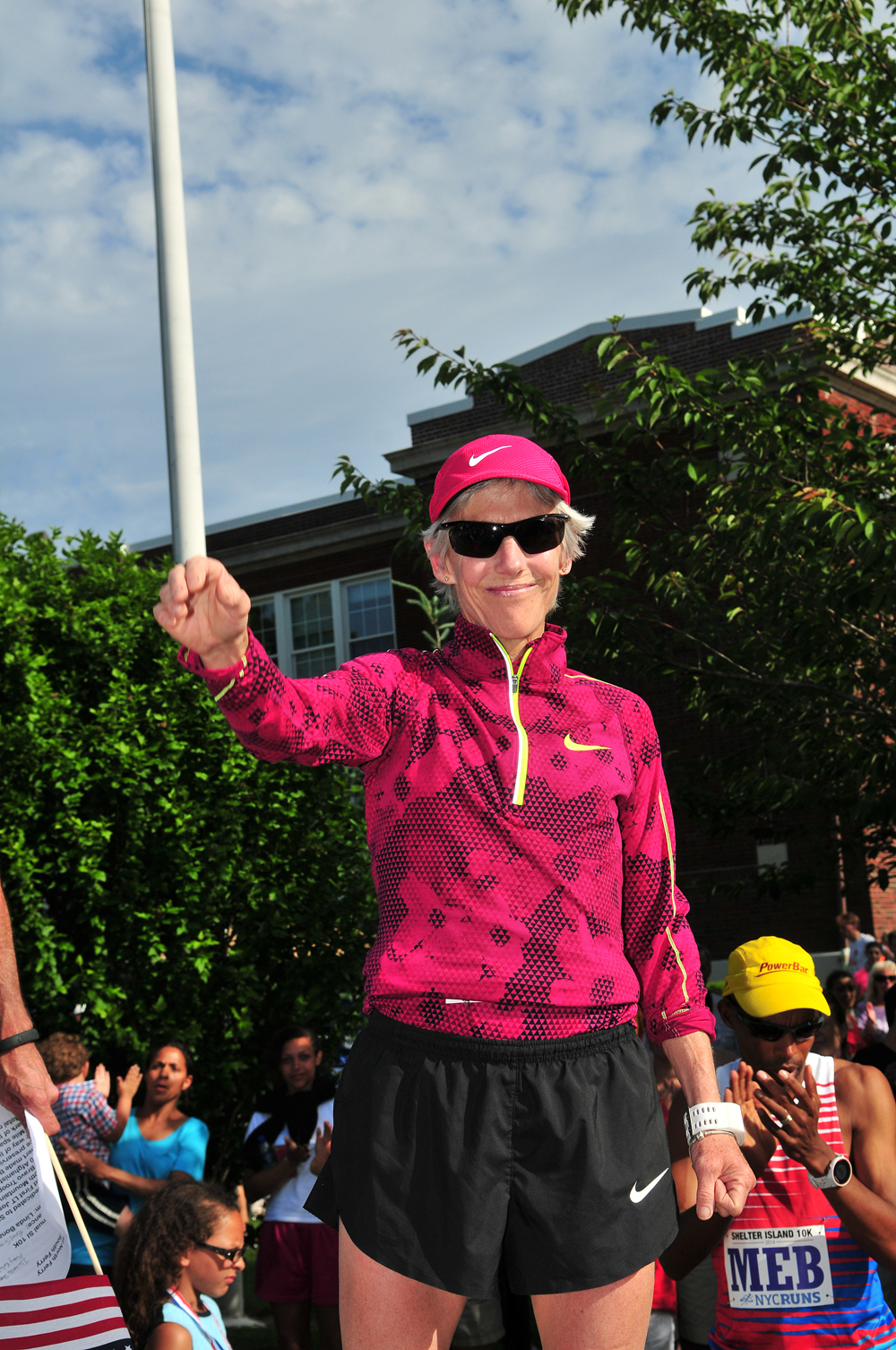 Olympic gold medal winner Joan Benoit Samuelson before the start of the race. (Credit: Bill Landon)