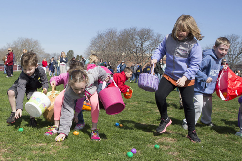 On the hunt for Easter eggs Saturday morning in Southold. (Credit: Katharine Schroeder)