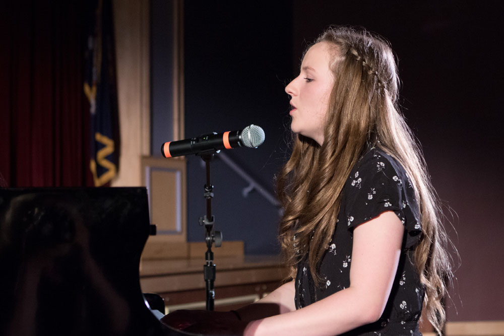 Daisy Rymer performs Bluebird. (Credit: Katharine Schroeder)